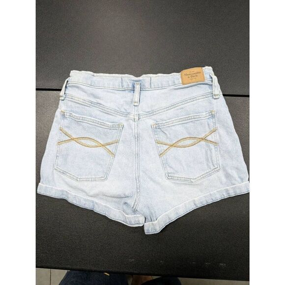 Abercrombie & Fitch Love High Rise Dad Short Women’s 4 - Picture 2 of 5